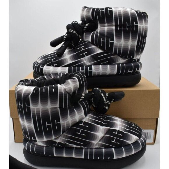 UGG Womens Size 7 Classic Maxi Black White Wave UGGPlush Wool Blend Short Boots - Picture 8 of 13